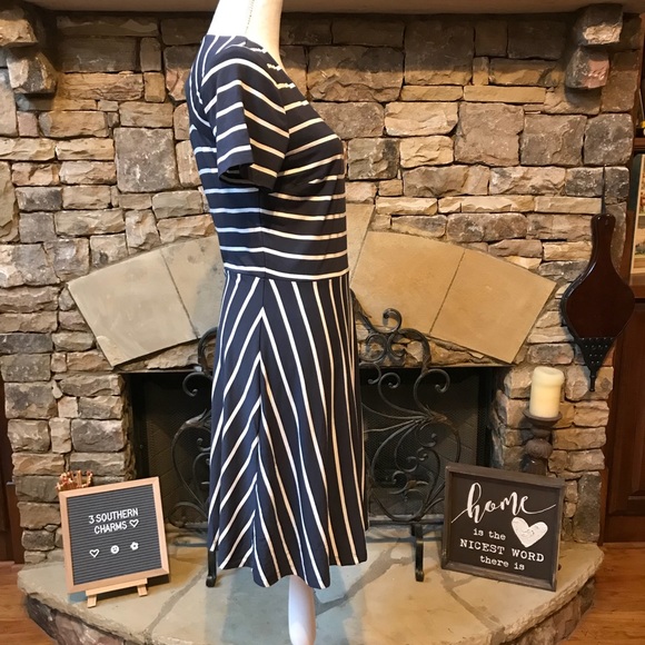NWT LOFT Striped Cutout Back Flare Dress Size 8 - Picture 4 of 8